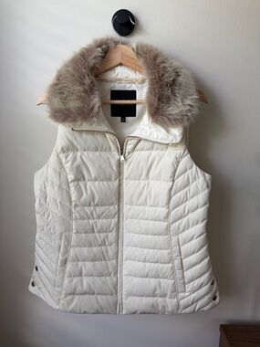 Talbots Ivory Quilted Puffer Vest with Faux Fur Trim